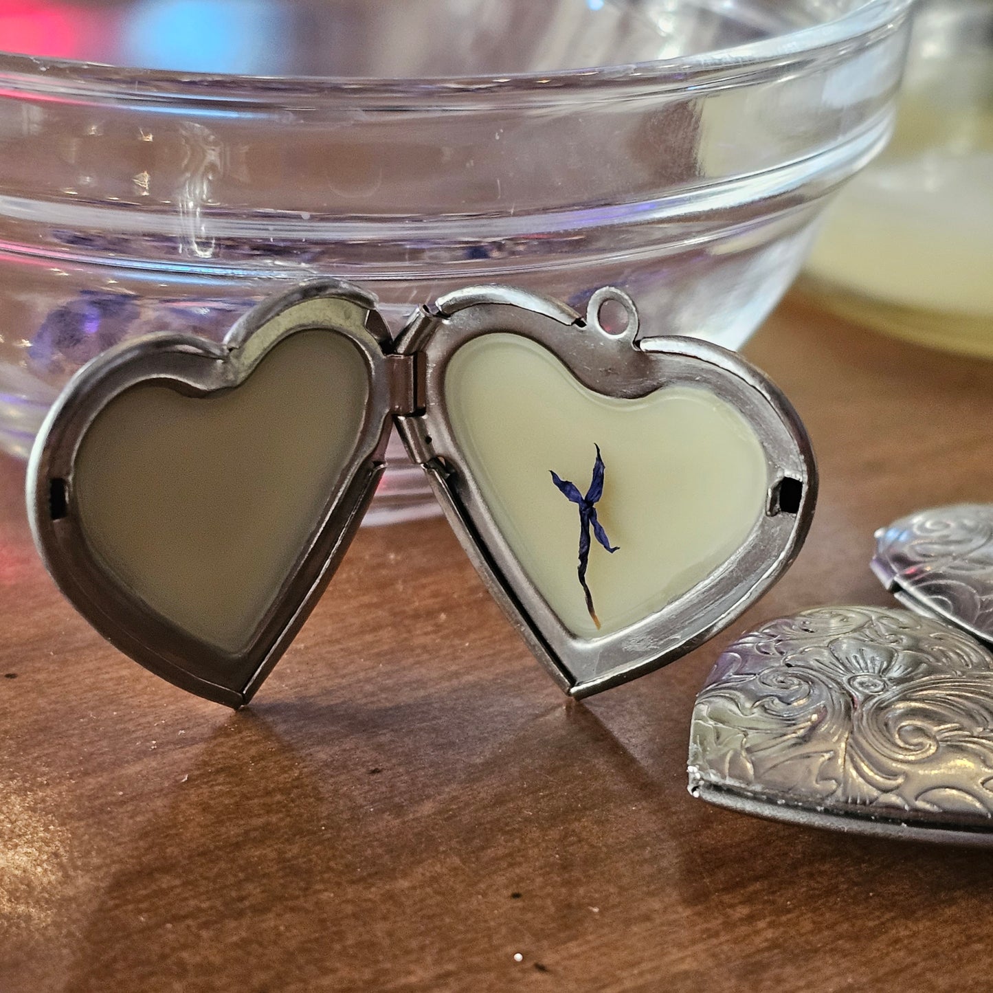 Wildflower Keepsake Solid Perfume Locket